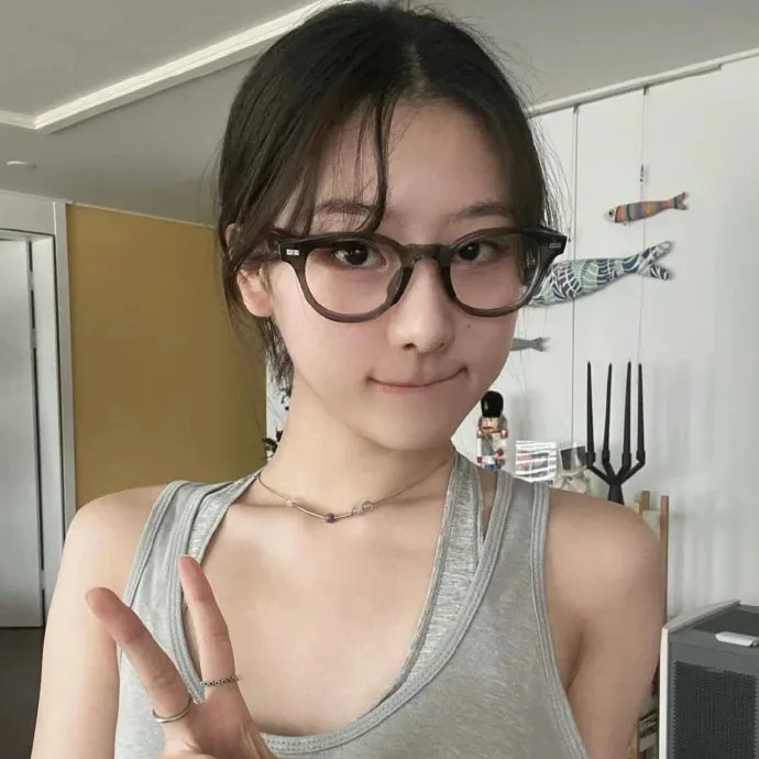 时尚房子品评家时尚子!